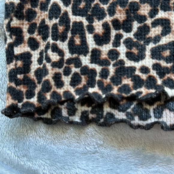 American Eagle Leopard Print Top - Picture 4 of 5